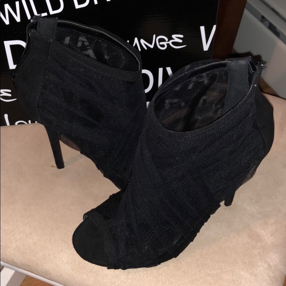 Black wild diva lounge brand women’s heels